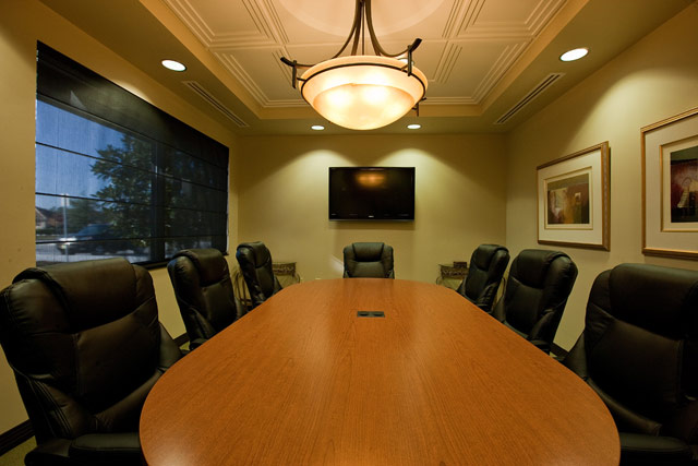 Large conference room for rent by the hour