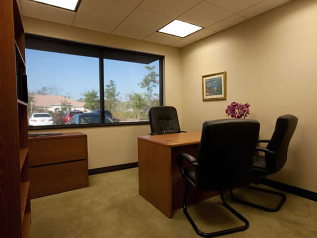 Professional Office Space Furniture Package